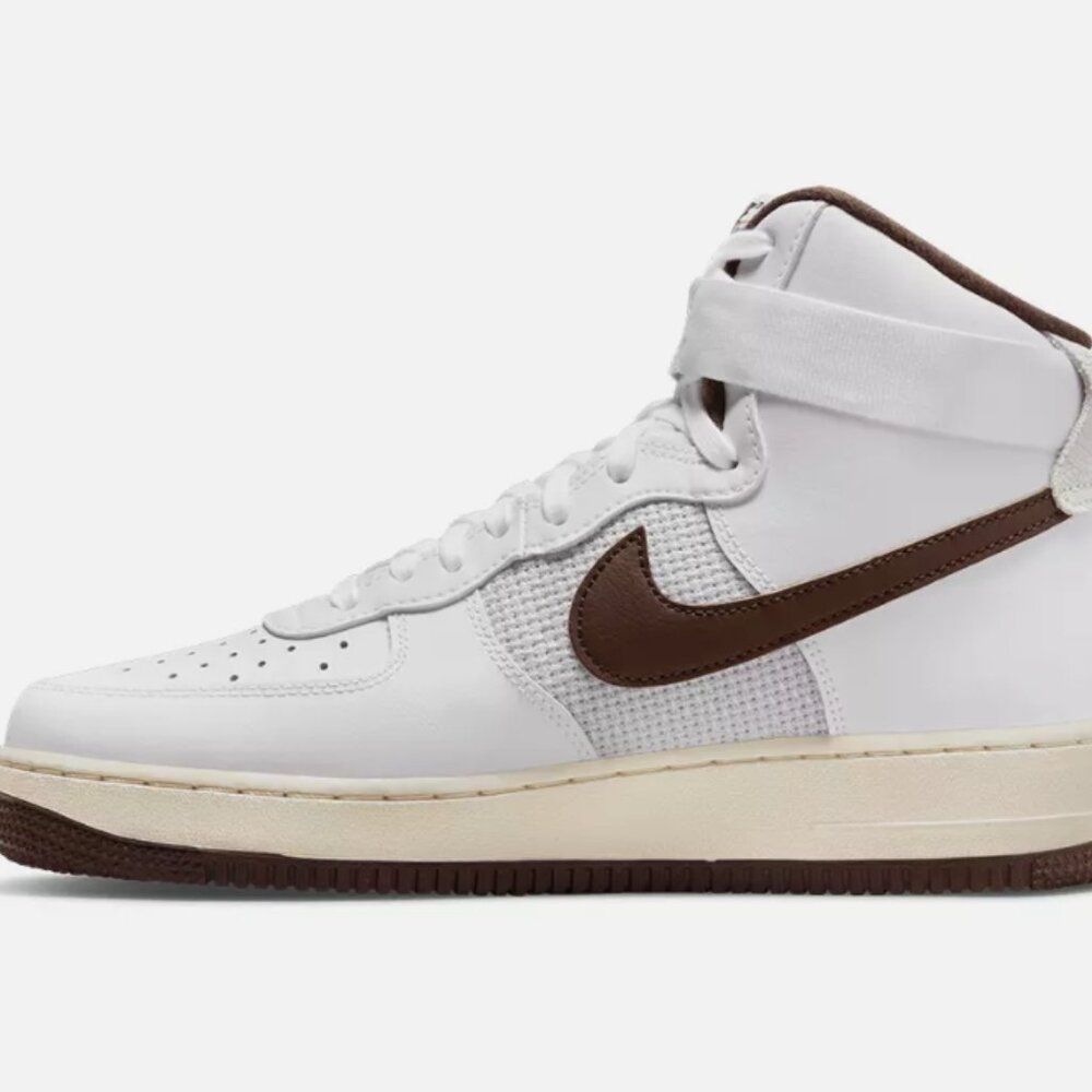 Men’s Nike Air Force 1 High '07 Vintage White/Brown, Size 14 - Picture 2 of 7